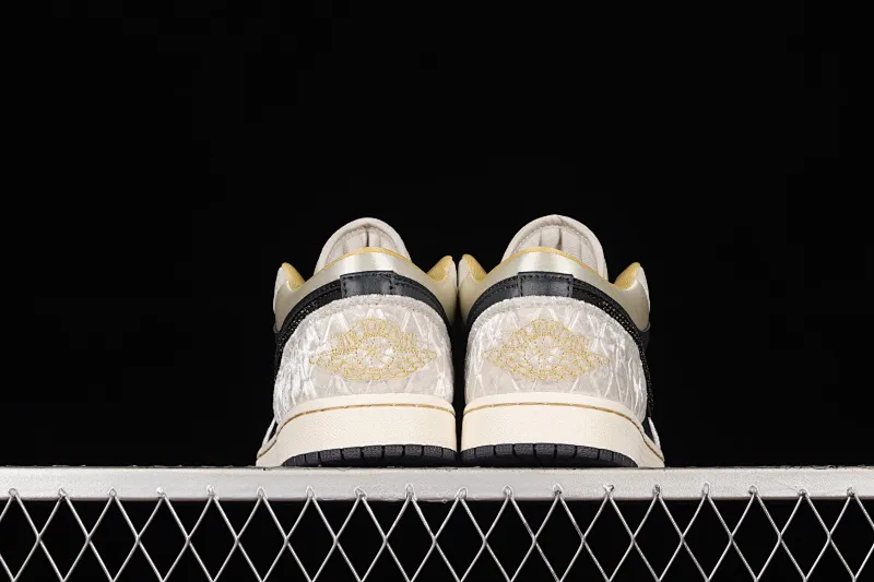 All categories Air Jordan Jordan series basketball shoes Air Jordan 1 Low Air Jordan 1 Low AJ1 Joe 1 black and gray satin low-top cultural basketball shoes DV1762-001